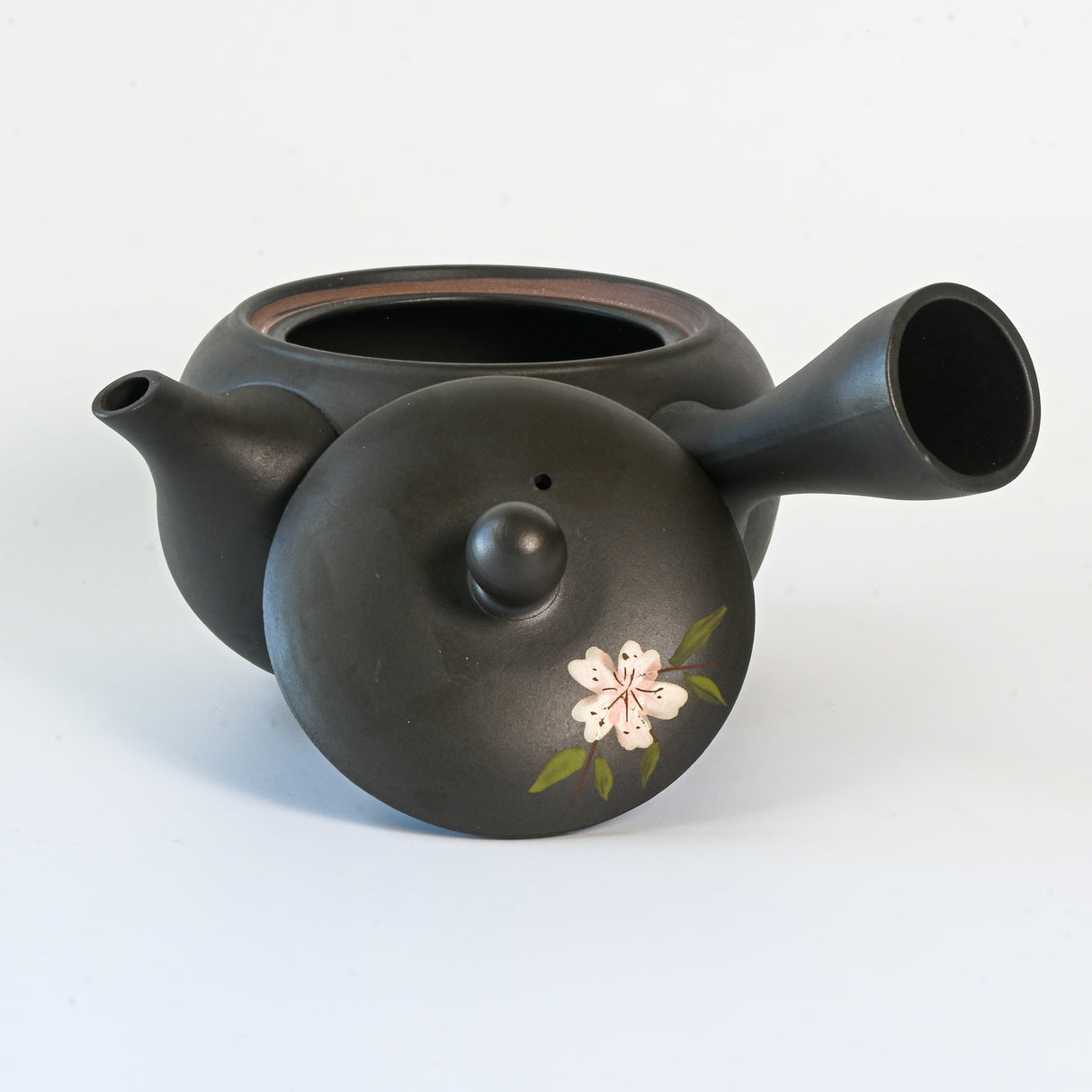 Handmade Dark Brown Pink Sakura Kyusu Teapot: Japanese Loose Leaf Tea Strainer (14.5 fl oz/430ml)