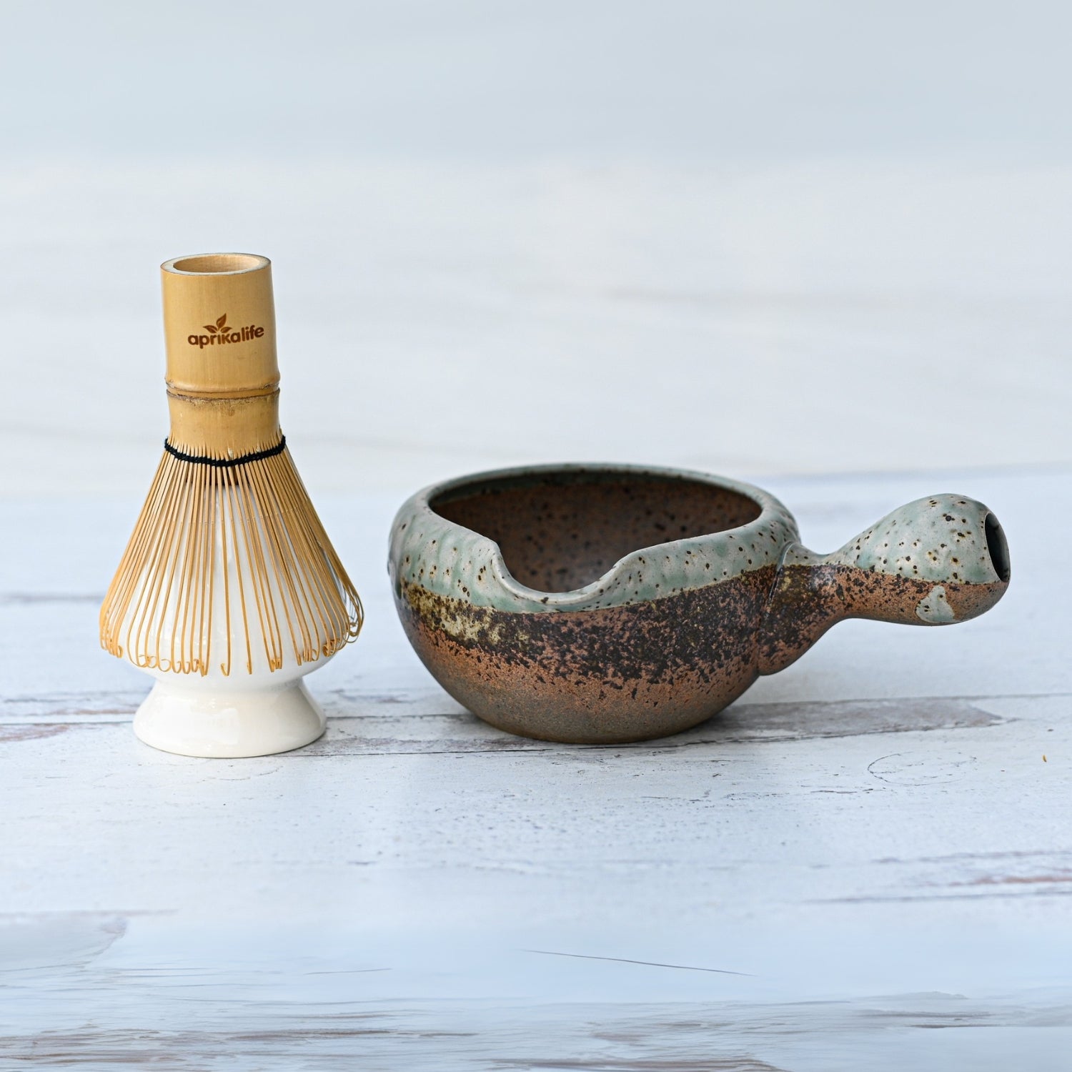 Ceramic Matcha Bowl Spout Bamboo Matcha Whisk Whisk Holder Set