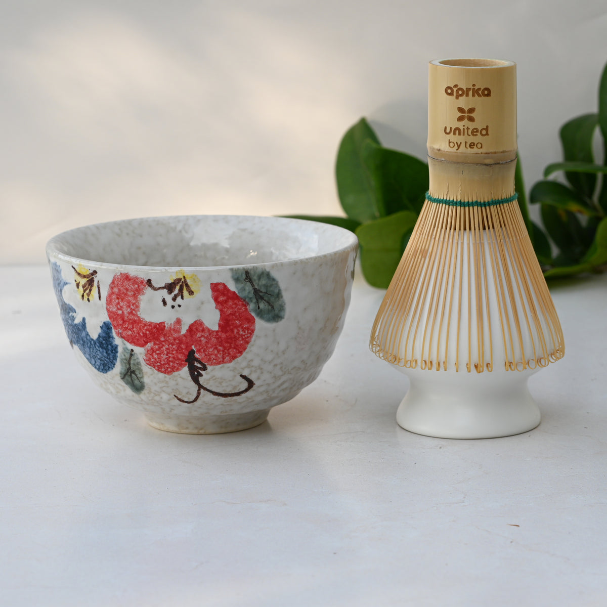 Red Flowers Matcha Bowl Bamboo Matcha Whisk Whisk Holder Set