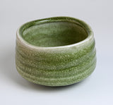 Green Ceramic Matcha Bowl 17 oz with Rolled Rim, Matcha Chawan for Whisking and Drinking, Tea Ceremony Bowl