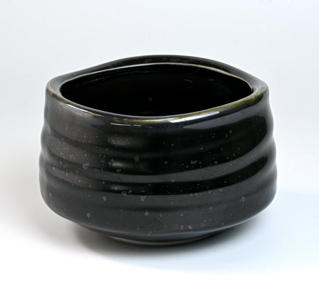 Black Ceramic Matcha Bowl 17 oz with Rolled Rim, Matcha Chawan for Whisking and Drinking, Tea Ceremony Bowl