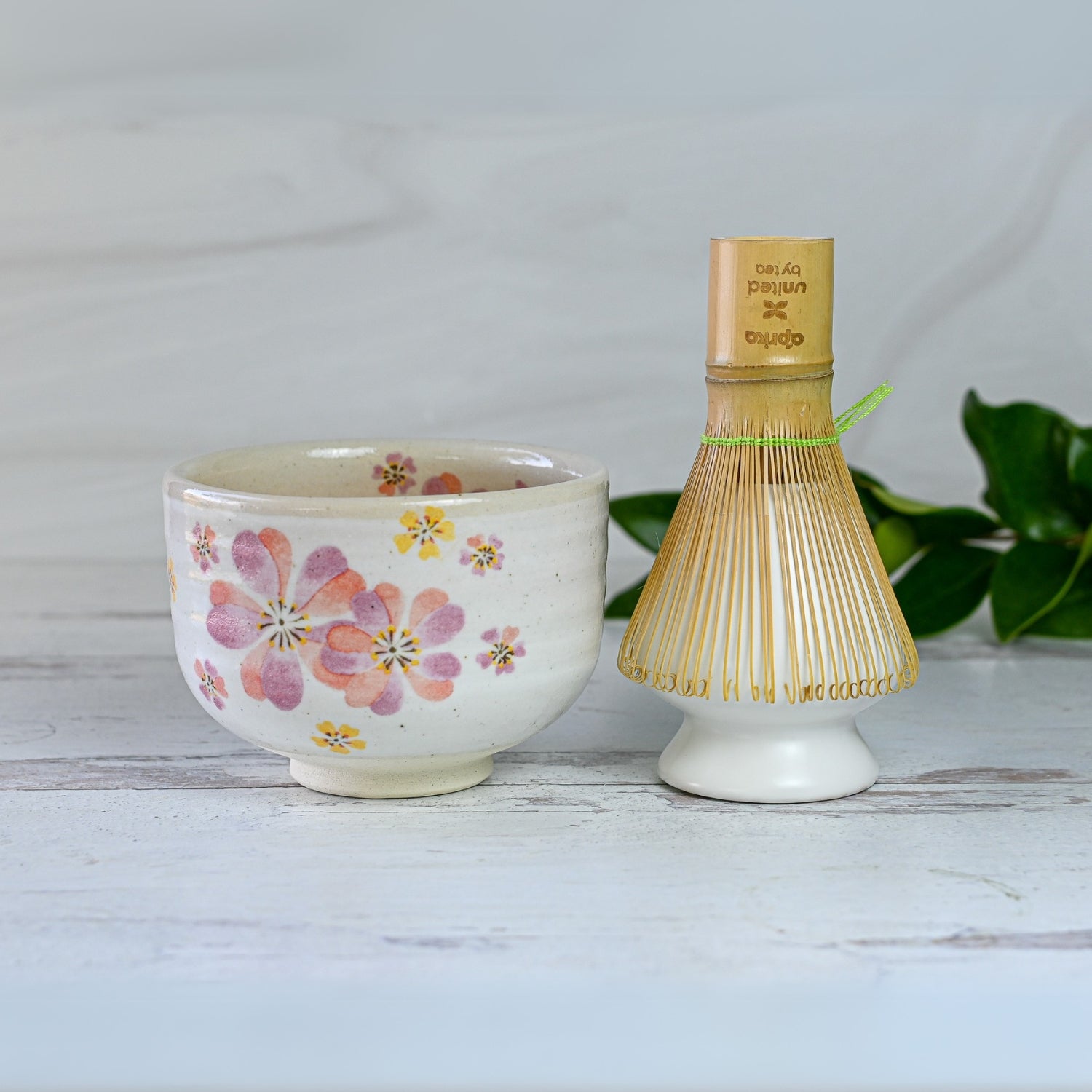 Aprika Life Japanese Pink Sakura Ceramic Matcha Bowl - Thumbnail 5