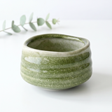 Green Ceramic Matcha Bowl 17 oz with Rolled Rim, Matcha Chawan for Whisking and Drinking, Tea Ceremony Bowl