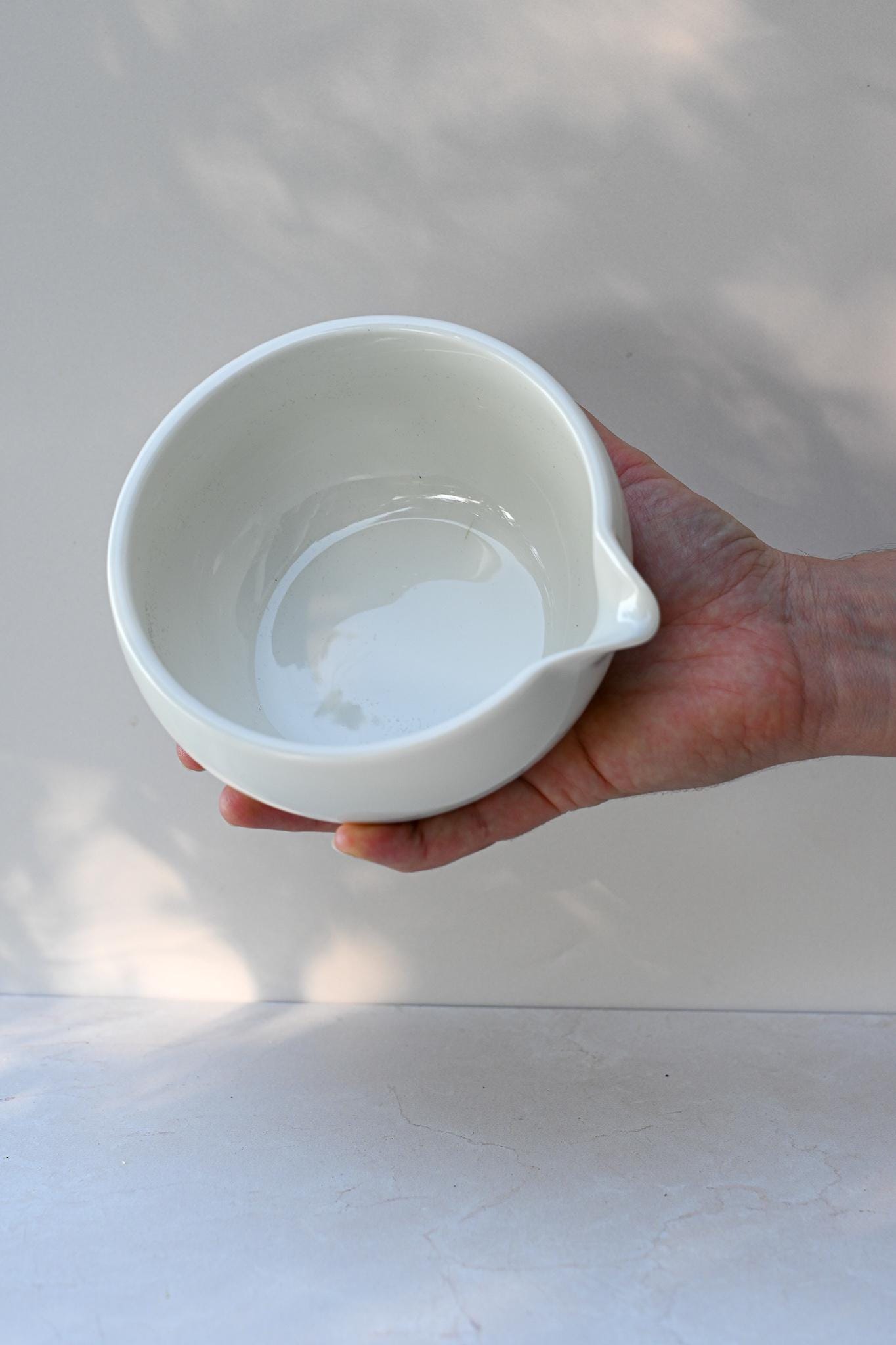 White Matcha Set - 16 oz Ceramic Matcha Bowl with Spout, Bamboo