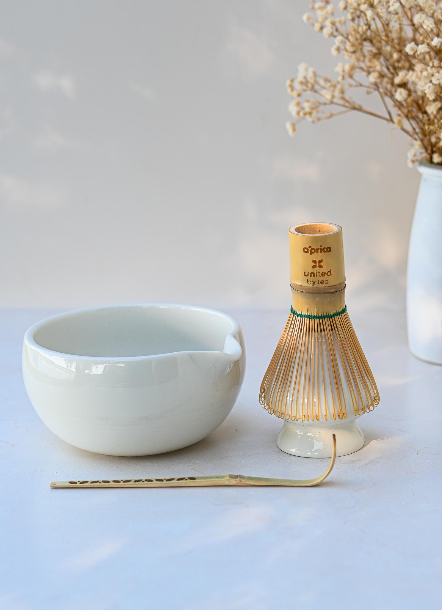 White Matcha Set - 16 oz Ceramic Matcha Bowl with Spout, Bamboo