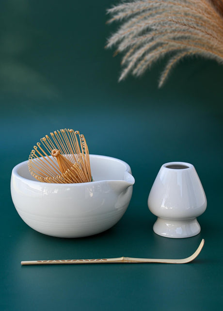 White Matcha Set - 16 oz Ceramic Matcha Bowl with Spout, Bamboo Whisk, Whisk Holder & Chashaku Spoon – Complete Matcha Gift Set