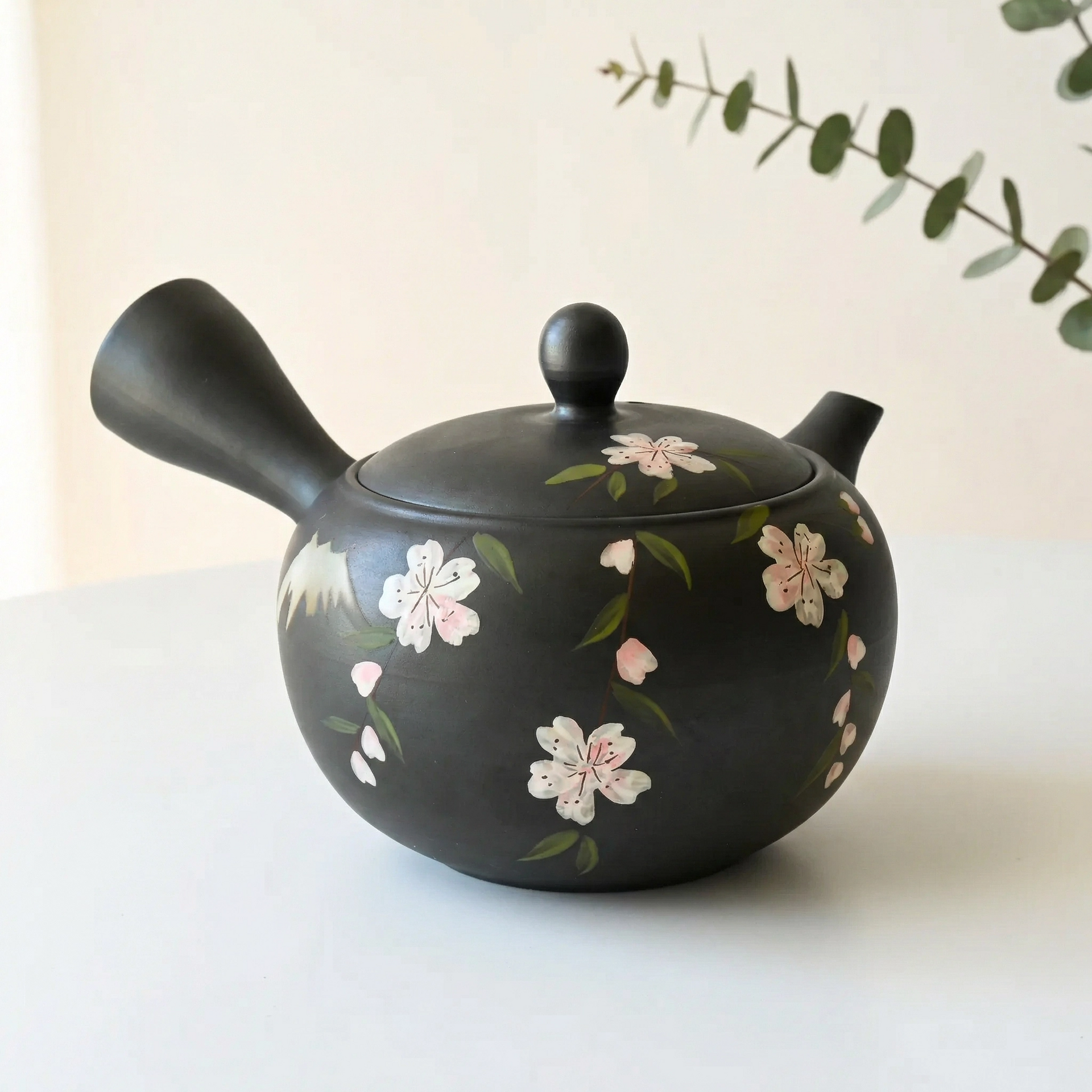Handmade Dark Brown Sakura Kyusu Teapot Japanese Loose Leaf Tea Strainer